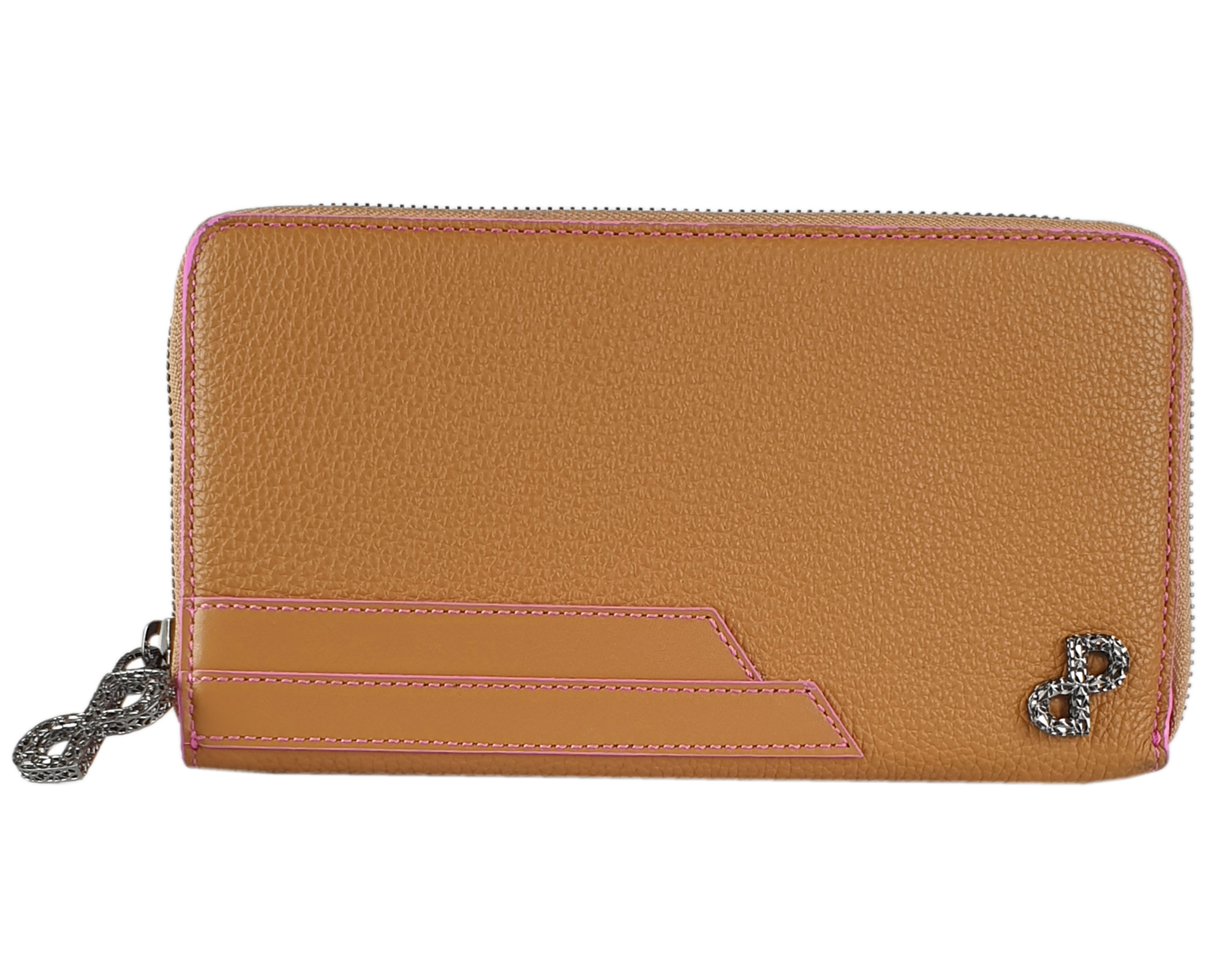 LUCILLA is an icon of sophistication you can always carry with you from day to evening.