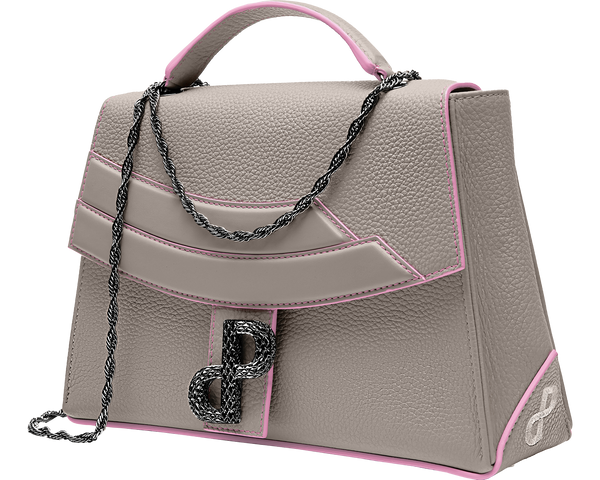 The LIVIA messenger bag is designed to enhance the glamorous side of every style-centric lady’s dynamic lifestyle. Designed in the signature trapeze silhouette, it can be worn cross-body or on the shoulder, thanks to an extra-long Singapore chain strap.. The individually hand-carved, featherweight, 3D Forever-Logo,, adorns the push turn-lock clasp, and inner zipper pull – All MADE IN ITALY